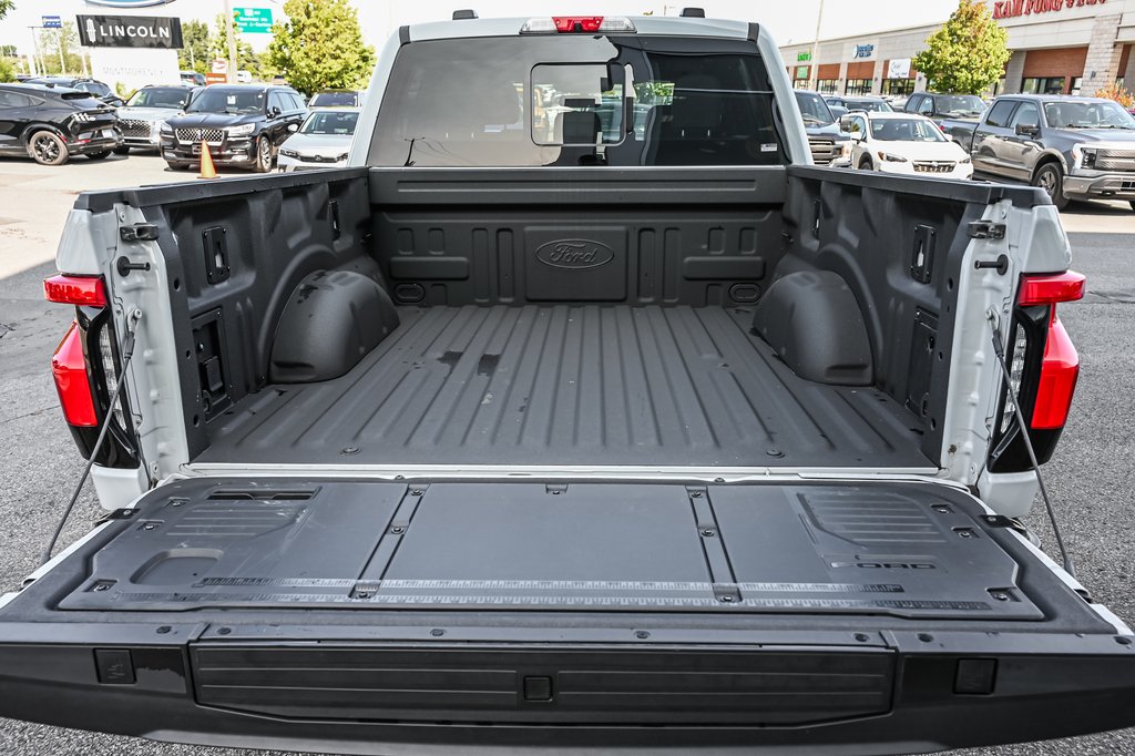 2024 Ford F-150 Lightning in Brossard, Quebec - 19 - w1024h768px