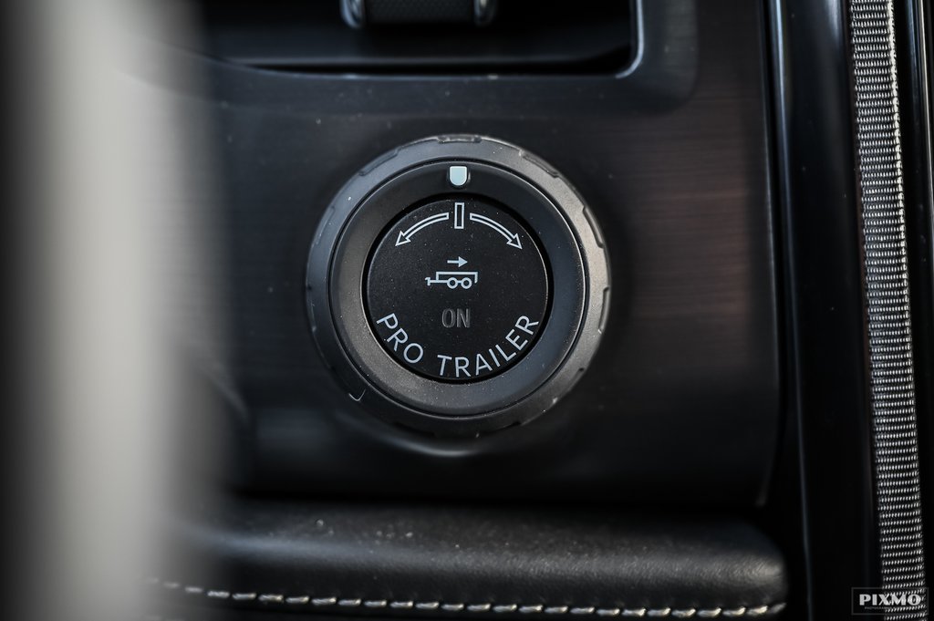 Ford F-150 Lightning  2025 à Brossard, Québec - 26 - w1024h768px