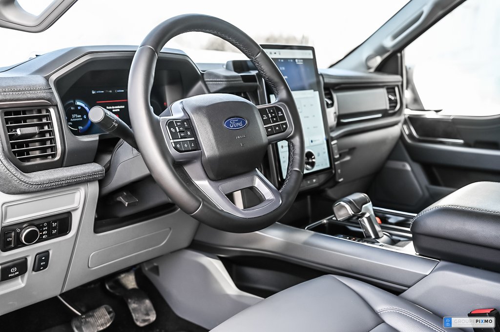 2025 Ford F-150 Lightning in Brossard, Quebec - 12 - w1024h768px