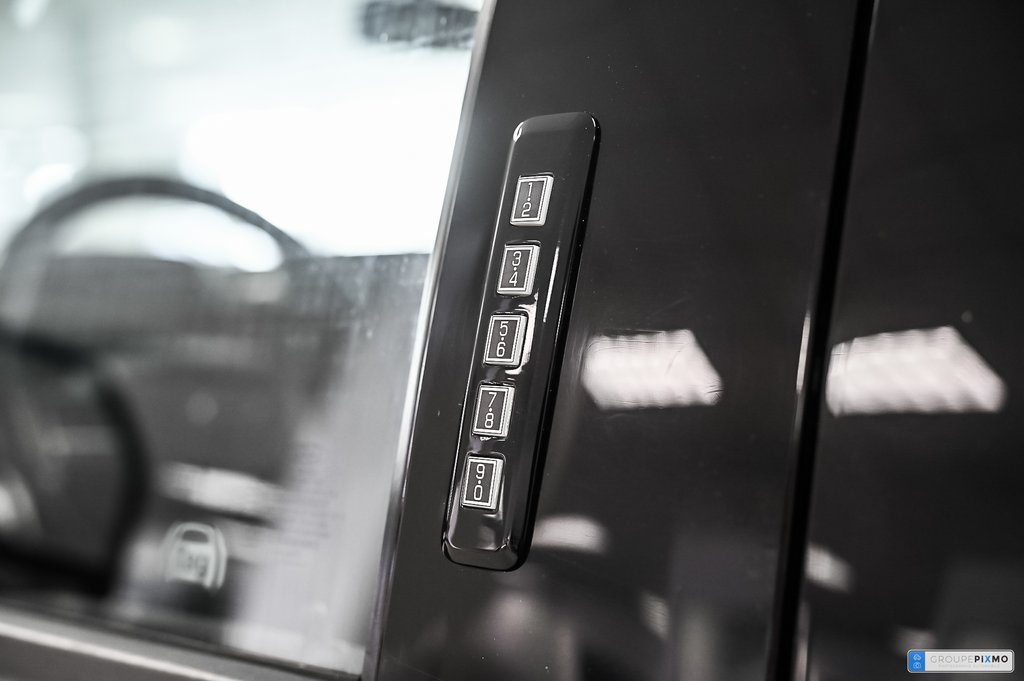 2021 Ford F-150 in Brossard, Quebec - 19 - w1024h768px