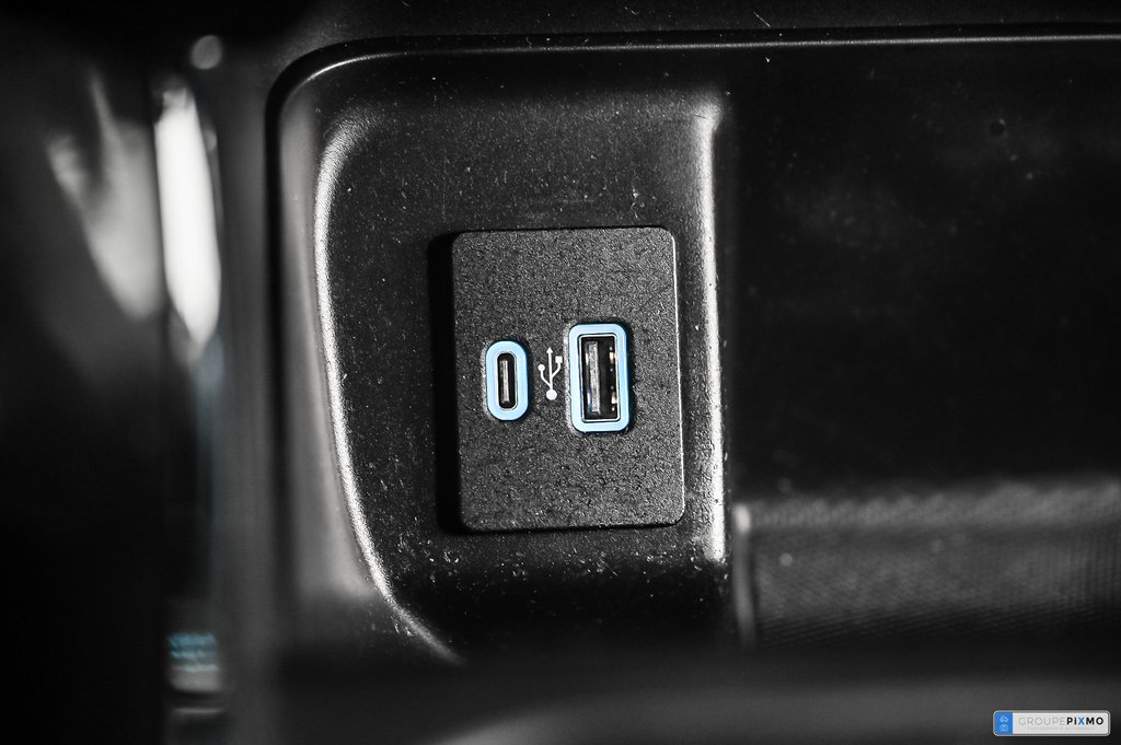 2022 Ford F-150 in Brossard, Quebec - 27 - w1024h768px