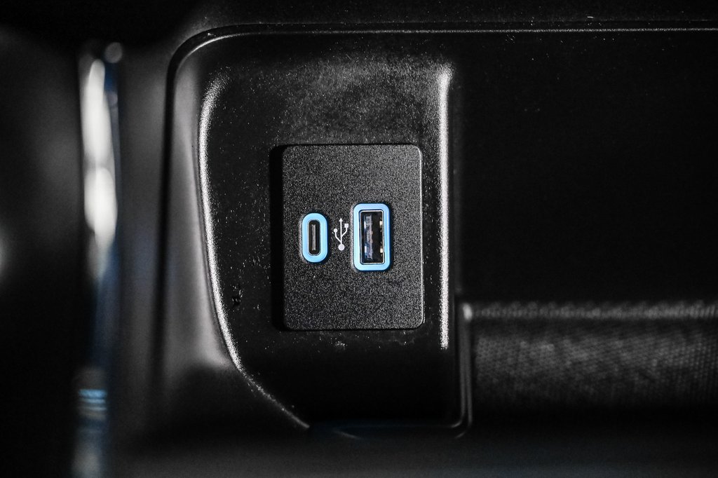 2022 Ford F-150 in Brossard, Quebec - 25 - w1024h768px