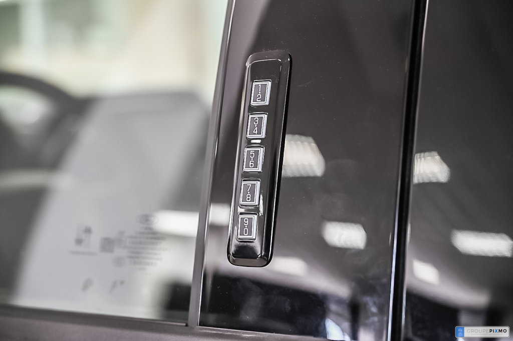 2024 Ford F-150 in Brossard, Quebec - 10 - w1024h768px