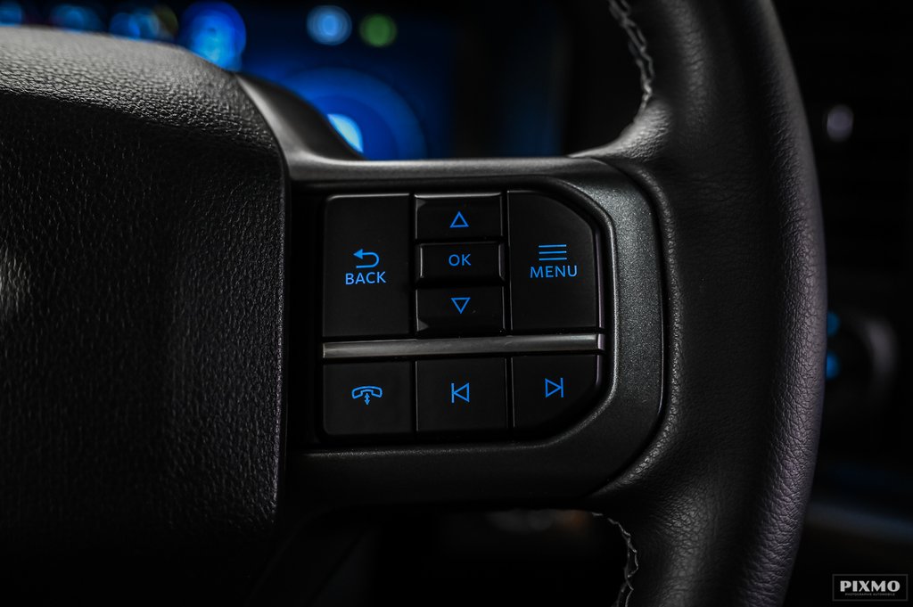 Ford F-150 LARIAT | SPÉCIAL DÉMO 0% | POWERBOOST | TOIT PANO 2025 à Brossard, Québec - 22 - w1024h768px