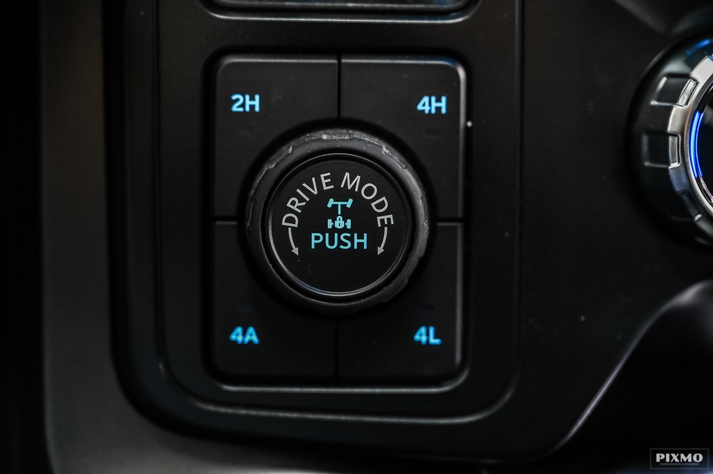 Ford F-150 LARIAT | SPÉCIAL DÉMO 0% | POWERBOOST | TOIT PANO 2025 à Brossard, Québec - 28 - w1024h768px