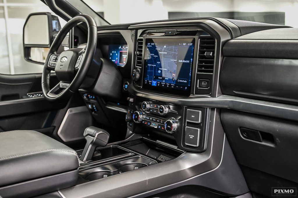 Ford F-150 LARIAT | SPÉCIAL DÉMO 0% | POWERBOOST | TOIT PANO 2025 à Brossard, Québec - 36 - w1024h768px