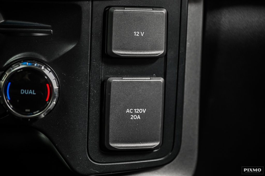 Ford F-150 LARIAT | SPÉCIAL DÉMO 0% | POWERBOOST | TOIT PANO 2025 à Brossard, Québec - 35 - w1024h768px