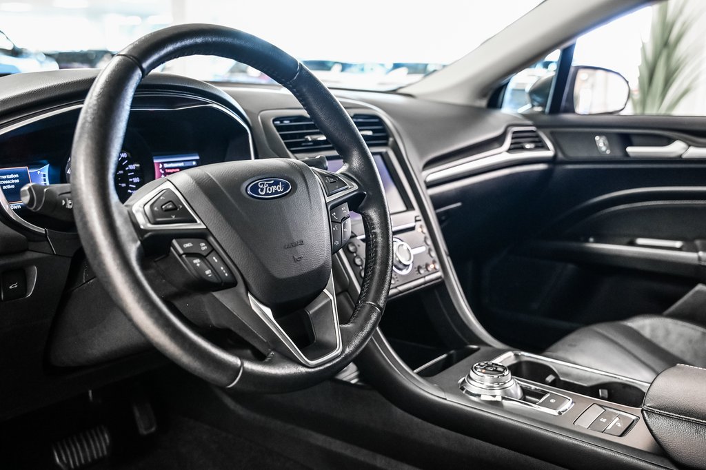 Ford FUSION HYBRID  2020 à Brossard, Québec - 17 - w1024h768px