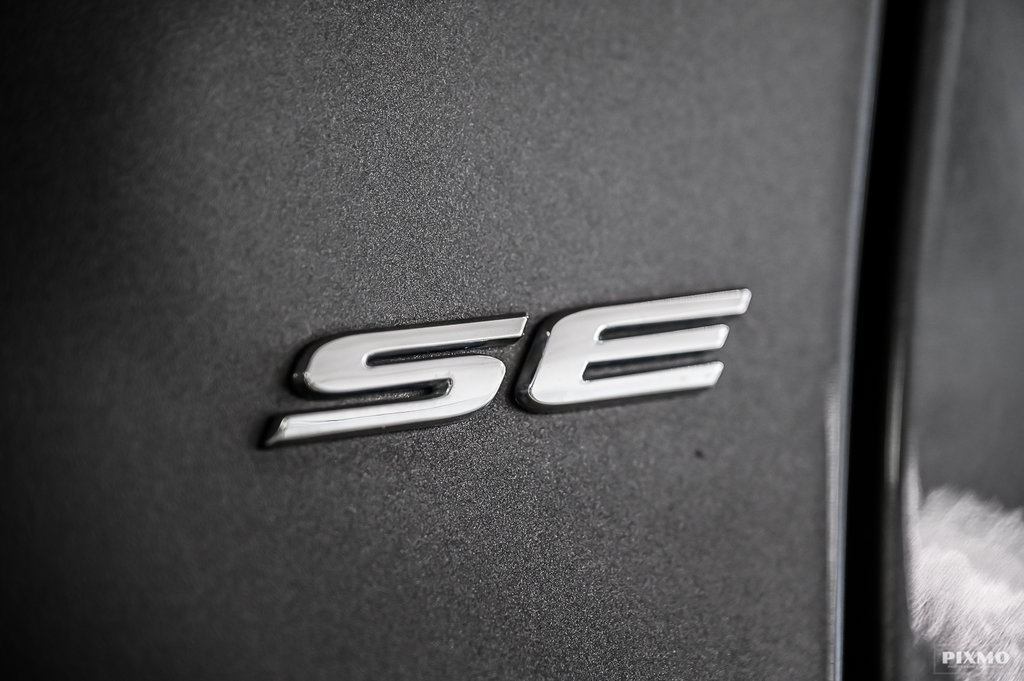 2018 Ford Fusion in Brossard, Quebec - 15 - w1024h768px