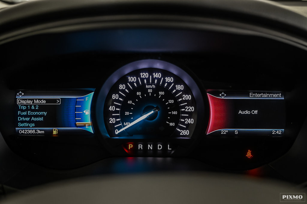 2018 Ford Fusion in Brossard, Quebec - 22 - w1024h768px