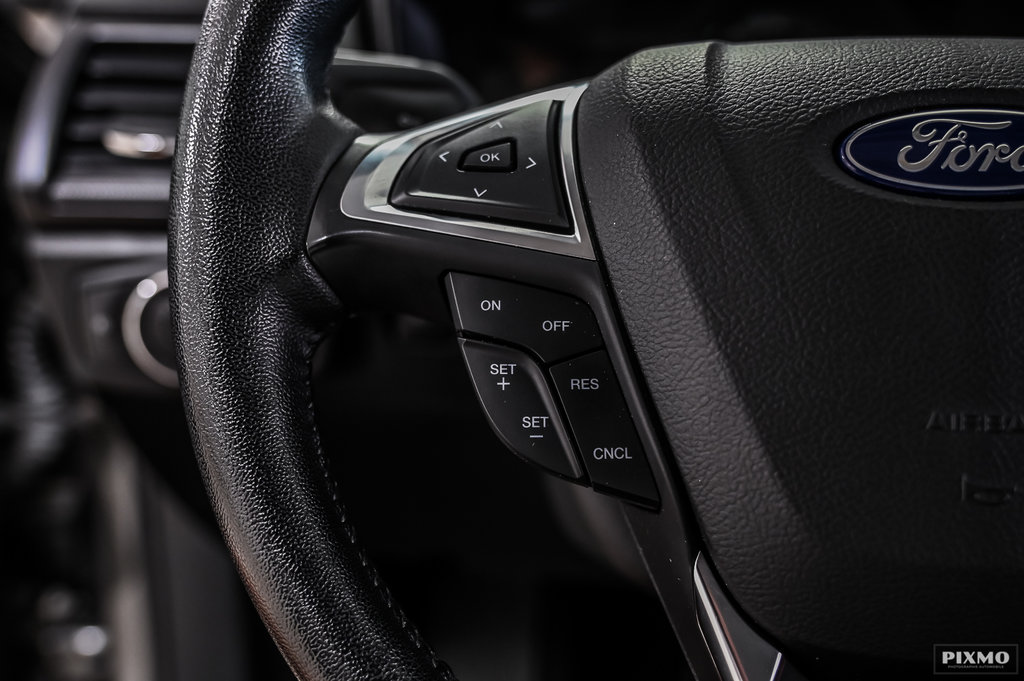2018 Ford Fusion in Brossard, Quebec - 20 - w1024h768px