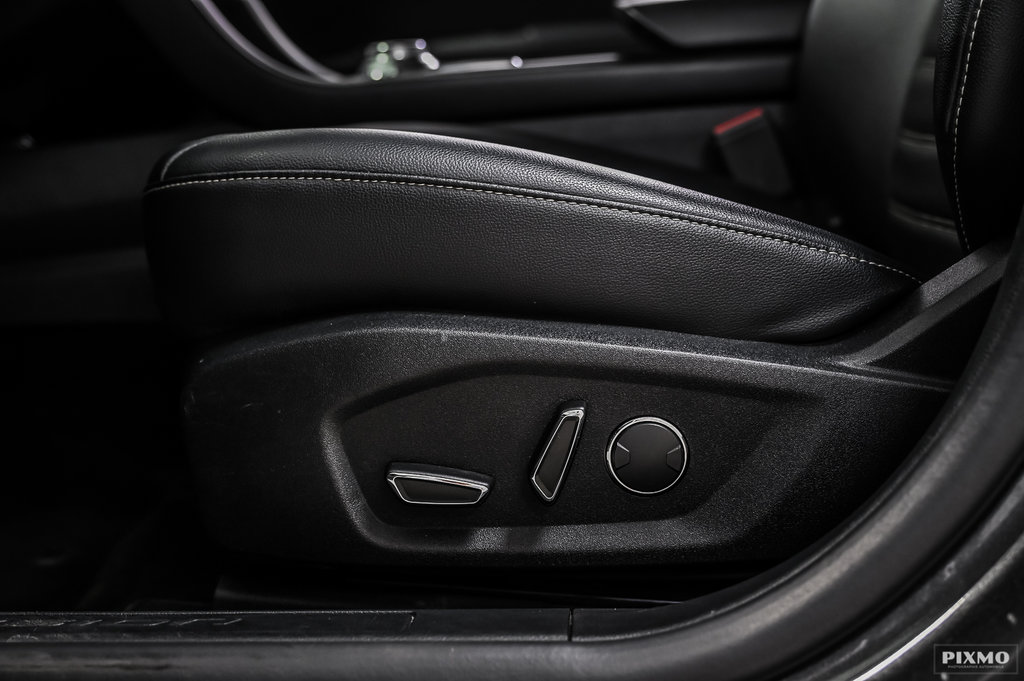 2018 Ford Fusion in Brossard, Quebec - 19 - w1024h768px