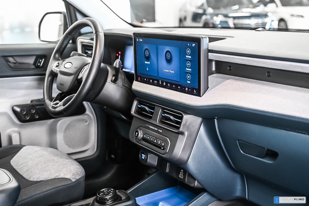 2025 Ford Maverick in Brossard, Quebec - 34 - w1024h768px