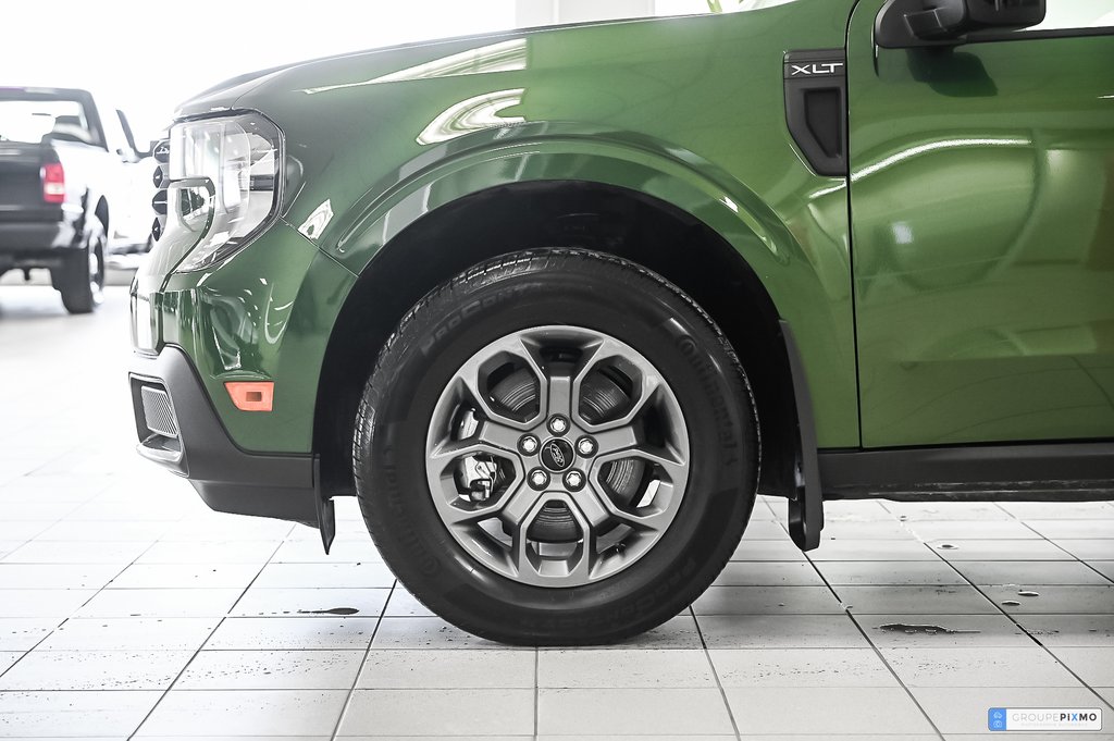 2025 Ford Maverick in Brossard, Quebec - 12 - w1024h768px