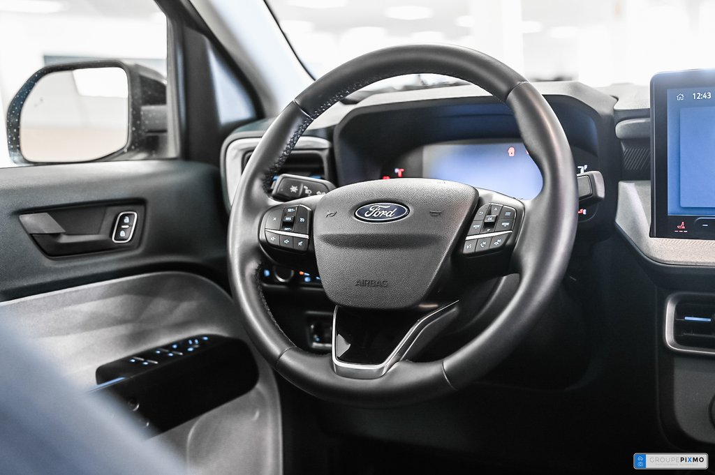 2025 Ford Maverick in Brossard, Quebec - 30 - w1024h768px