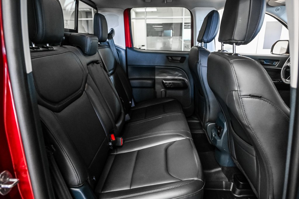 Ford Maverick LARIAT | AWD | DÉMO 4.99% | 4K PACK | BLACK PACK | 2025 à Brossard, Québec - 30 - w1024h768px