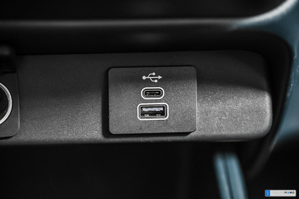 2025 Ford Maverick XLT | AWD | ENSEMBLE 4K | BLACK PACK | in Brossard, Quebec - 27 - w1024h768px