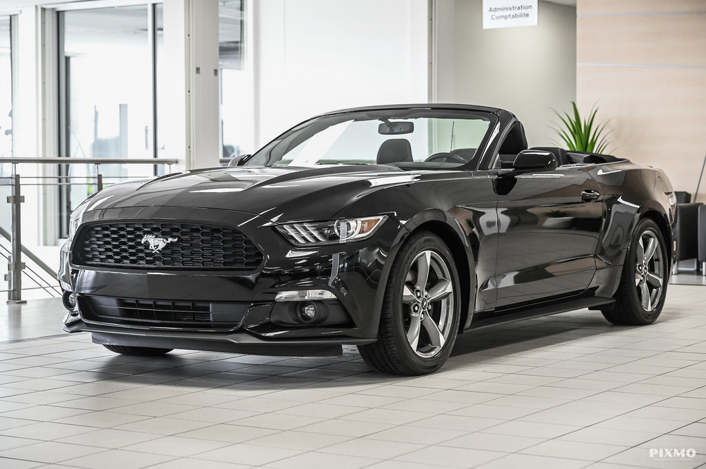 2017 Ford Mustang convertible in Brossard, Quebec - 1 - w1024h768px