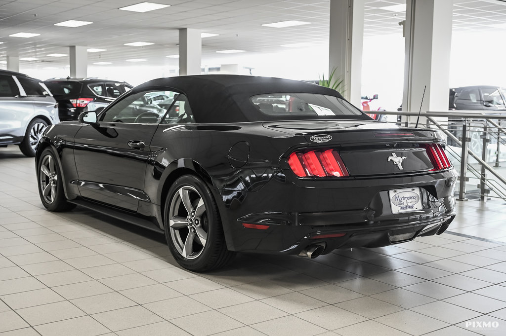 2017 Ford Mustang convertible in Brossard, Quebec - 11 - w1024h768px