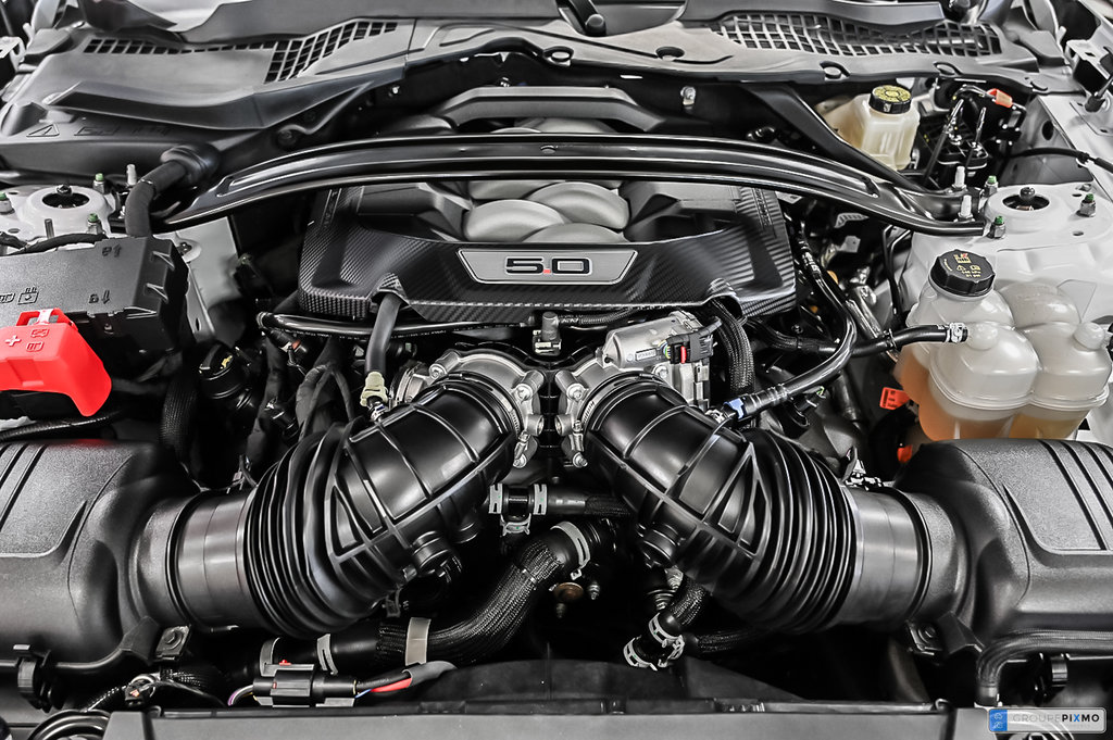 2024 Ford Mustang convertible in Brossard, Quebec - 35 - w1024h768px