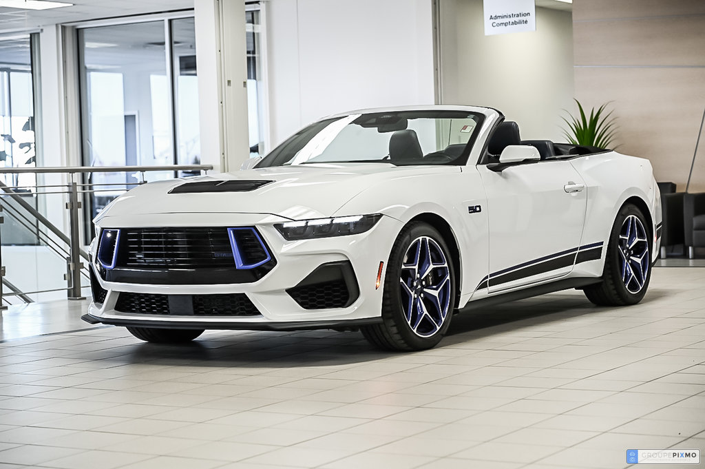 2024 Ford Mustang convertible in Brossard, Quebec - 1 - w1024h768px