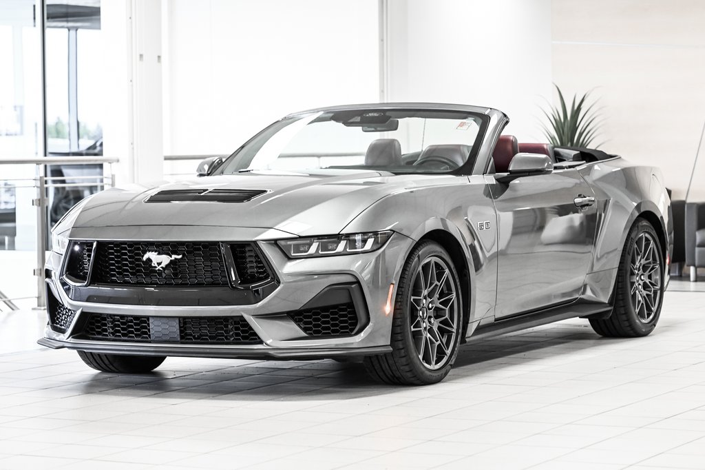 Ford Mustang convertible  2024 à Brossard, Québec - 1 - w1024h768px