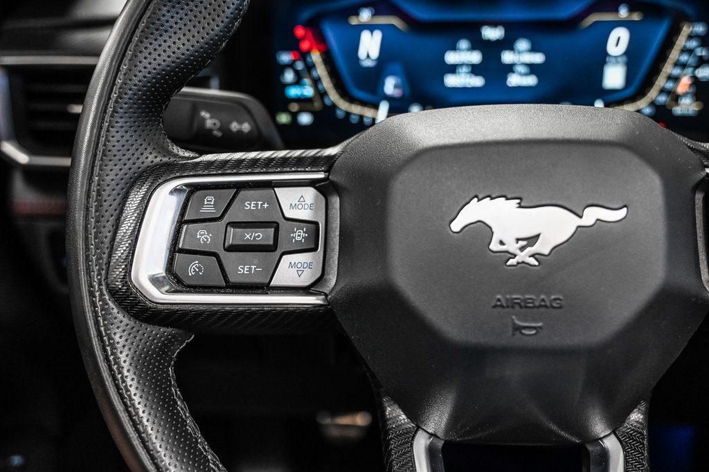 Ford Mustang convertible  2024 à Brossard, Québec - 21 - w1024h768px