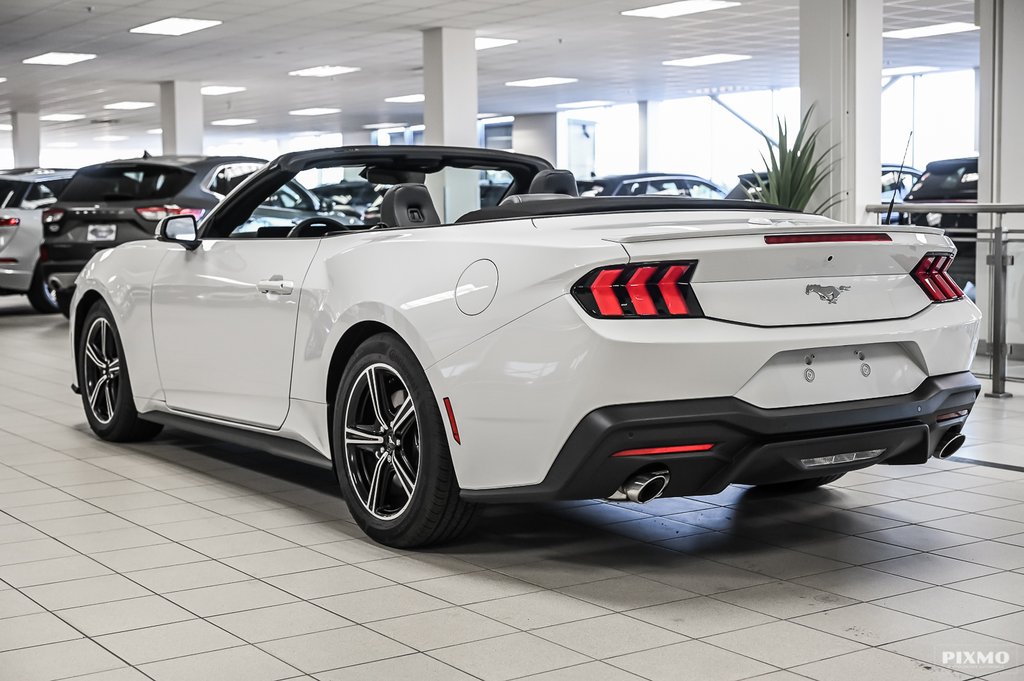 2025 Ford Mustang convertible in Brossard, Quebec - 10 - w1024h768px