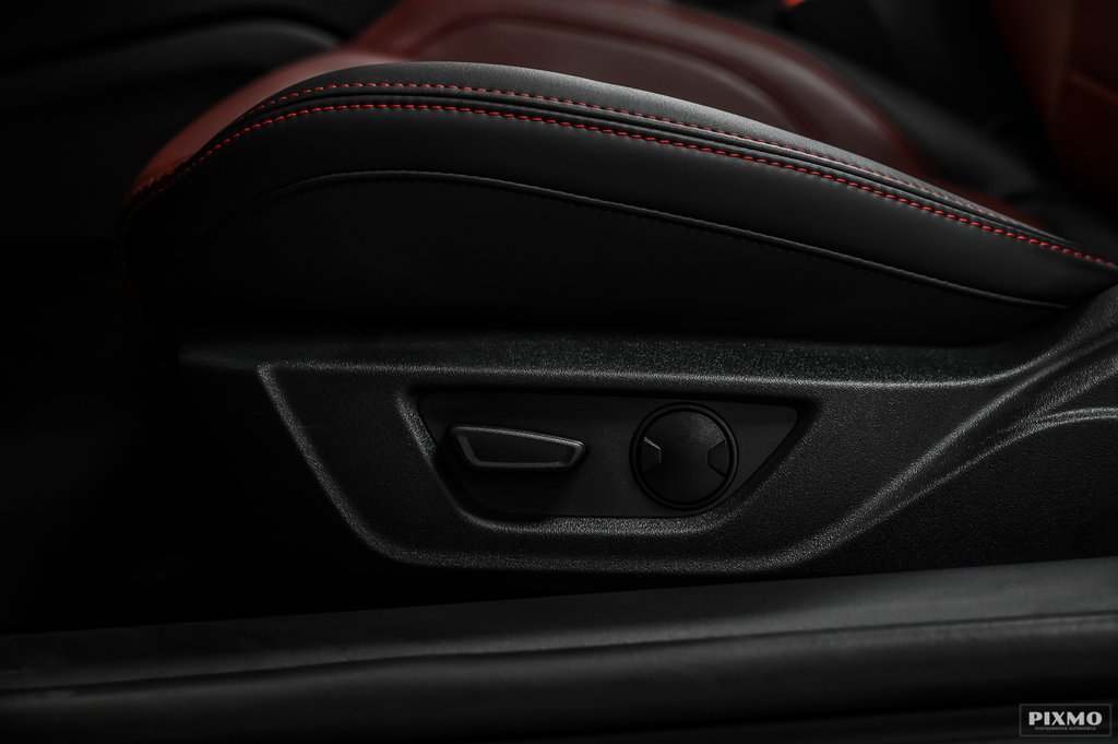 2025 Ford Mustang convertible in Brossard, Quebec - 18 - w1024h768px