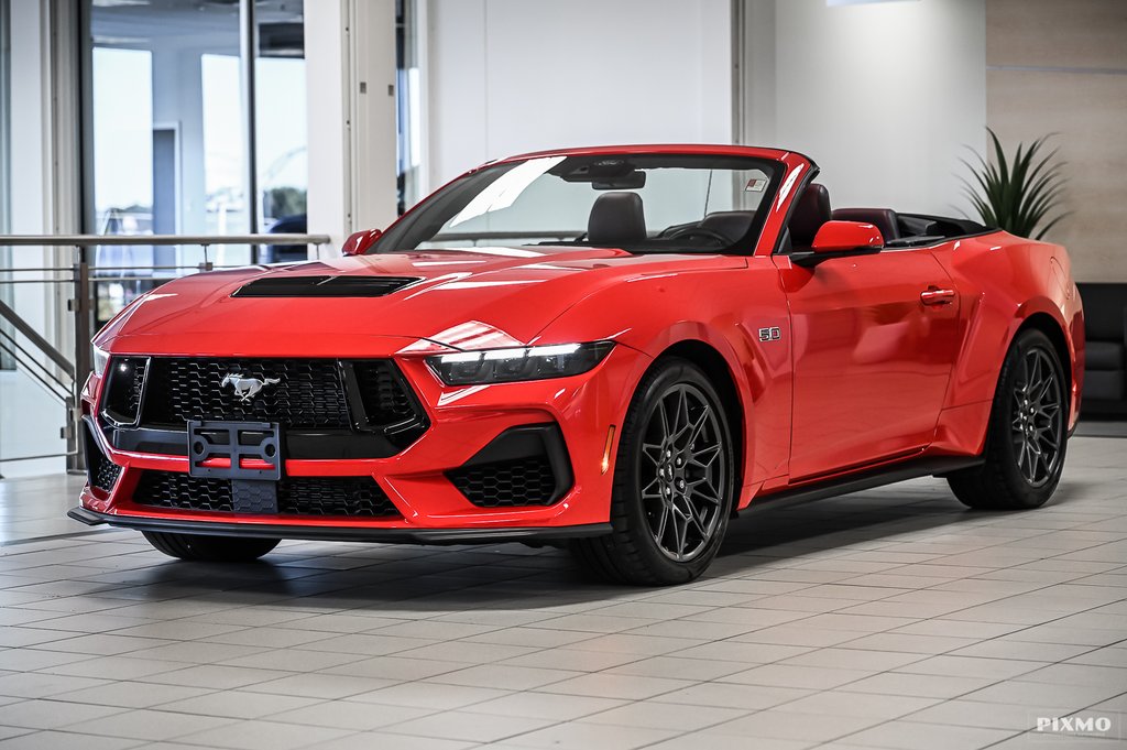 2025 Ford Mustang convertible in Brossard, Quebec - 1 - w1024h768px