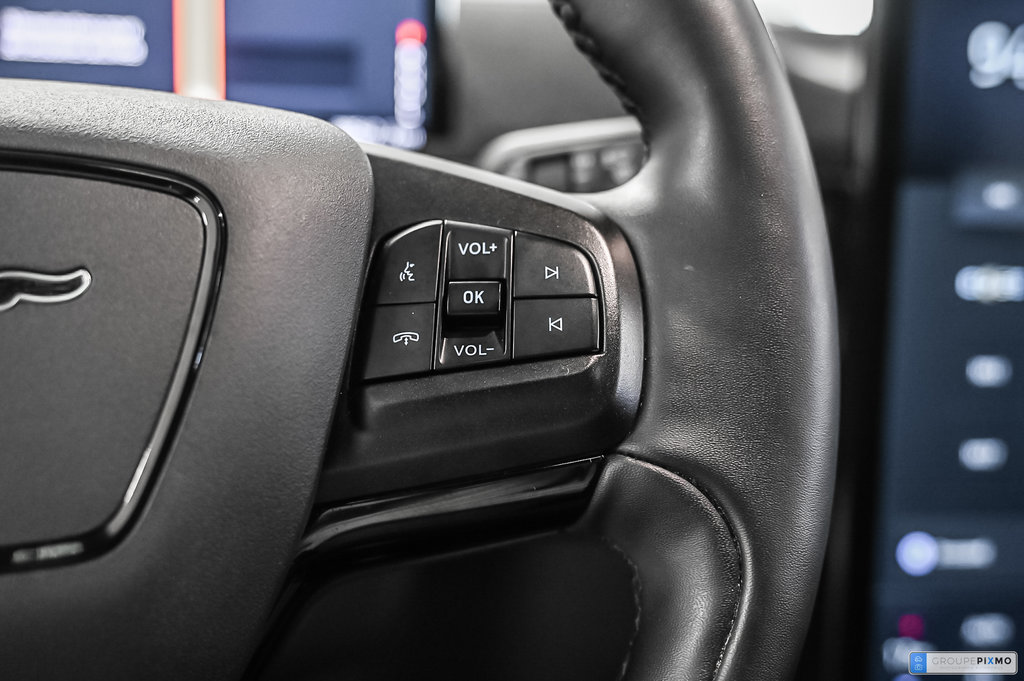 2021 Ford Mustang Mach-E in Brossard, Quebec - 33 - w1024h768px