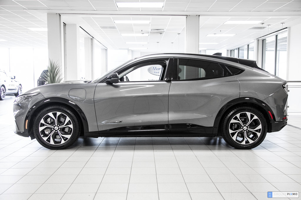 2021 Ford Mustang Mach-E in Brossard, Quebec - 4 - w1024h768px