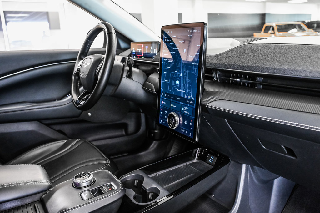 2021 Ford Mustang Mach-E in Brossard, Quebec - 37 - w1024h768px