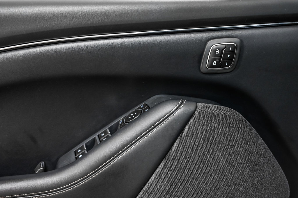 2021 Ford Mustang Mach-E in Brossard, Quebec - 21 - w1024h768px