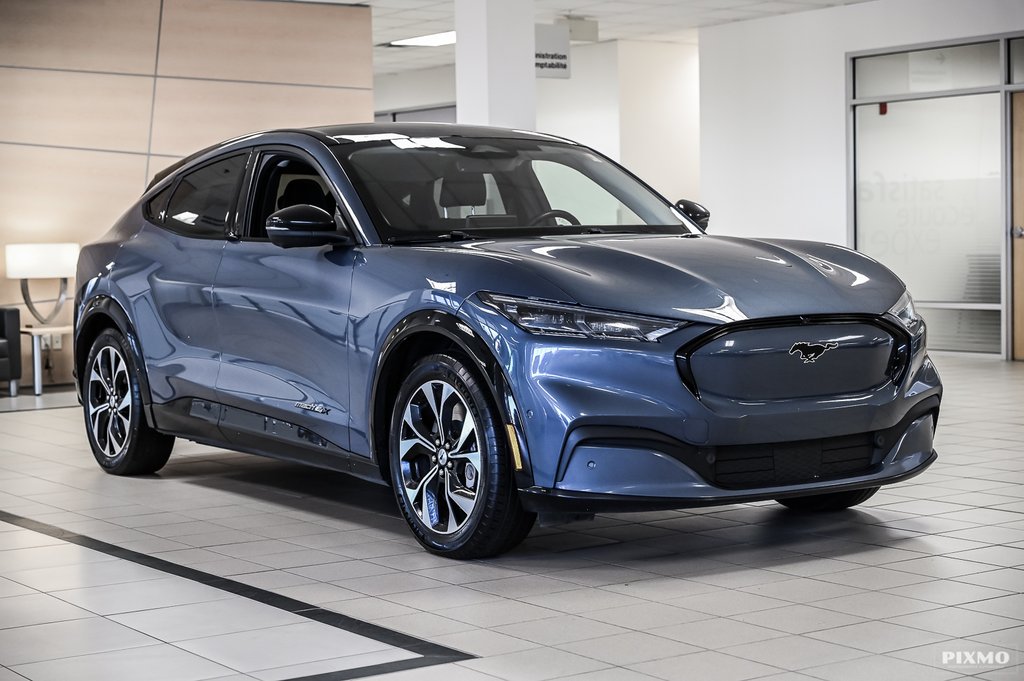2021 Ford Mustang Mach-E Premium | AWD | LONG RANGE | TOIT PANO | in Brossard, Quebec - 4 - w1024h768px