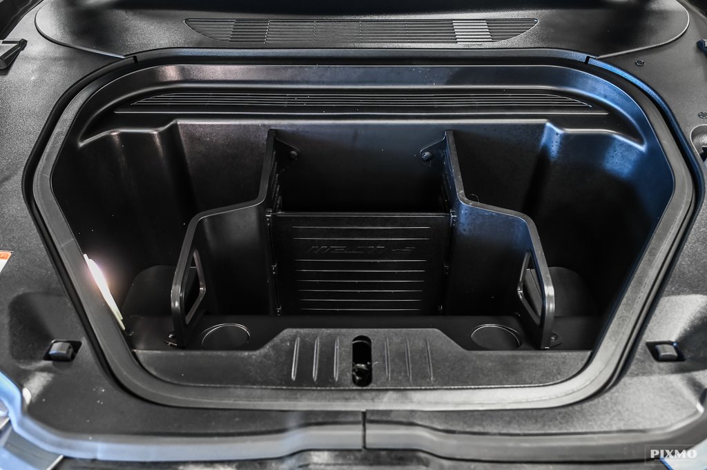 2021 Ford Mustang Mach-E Premium | AWD | LONG RANGE | TOIT PANO | in Brossard, Quebec - 37 - w1024h768px