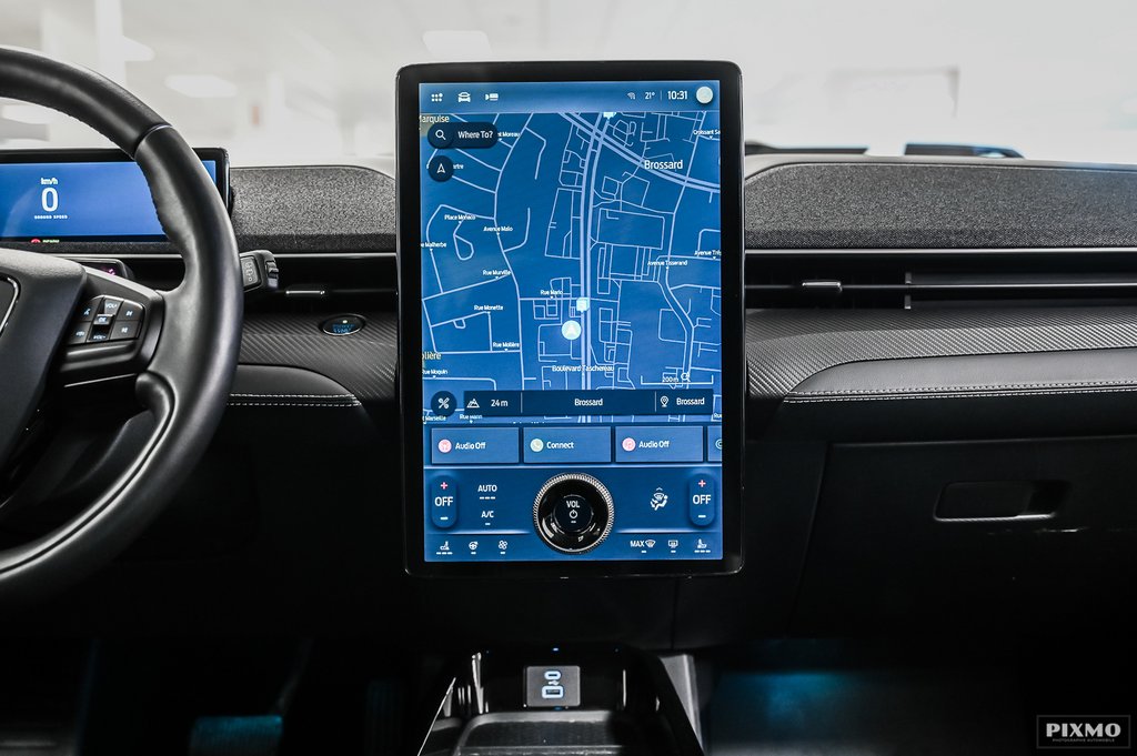 2021 Ford Mustang Mach-E Premium | AWD | LONG RANGE | TOIT PANO | in Brossard, Quebec - 32 - w1024h768px