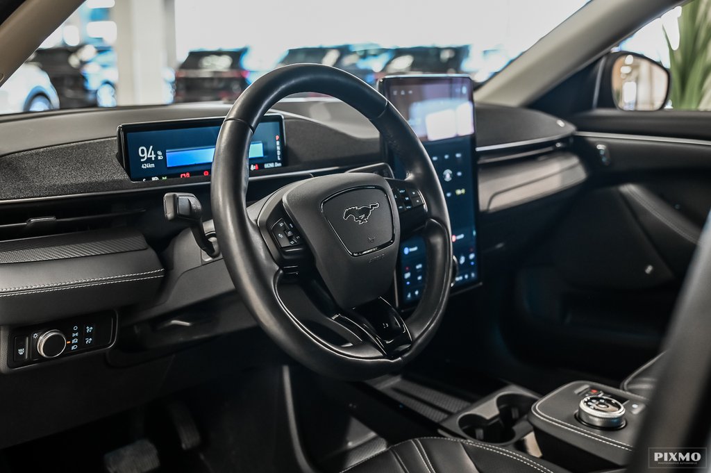 2021 Ford Mustang Mach-E Premium | AWD | LONG RANGE | TOIT PANO | in Brossard, Quebec - 19 - w1024h768px