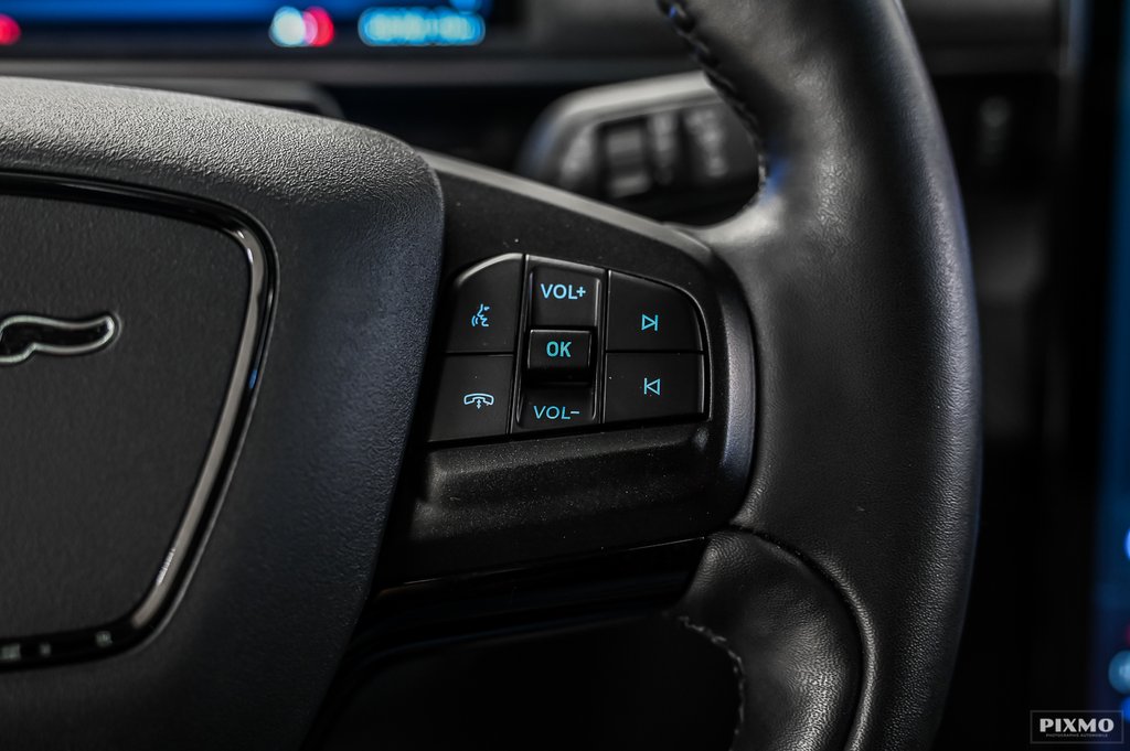 2021 Ford Mustang Mach-E Premium | AWD | LONG RANGE | TOIT PANO | in Brossard, Quebec - 23 - w1024h768px