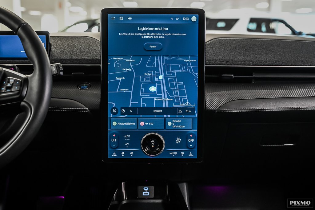 2021 Ford Mustang Mach-E Premium | AWD | LONG RANGE | TOIT PANO | in Brossard, Quebec - 32 - w1024h768px