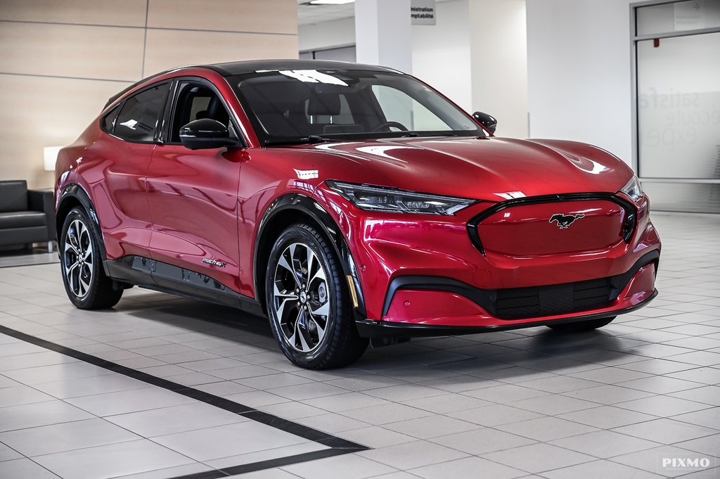 2021 Ford Mustang Mach-E Premium | AWD | LONG RANGE | TOIT PANO | in Brossard, Quebec - 4 - w1024h768px