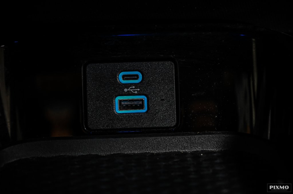 2021 Ford Mustang Mach-E in Brossard, Quebec - 28 - w1024h768px