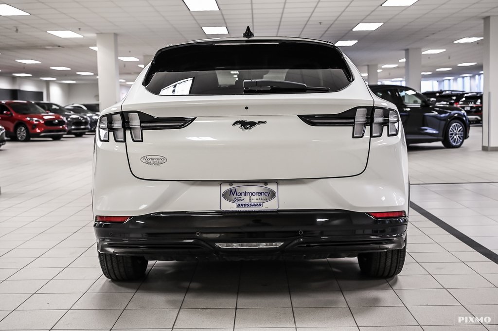 2021 Ford Mustang Mach-E in Brossard, Quebec - 8 - w1024h768px