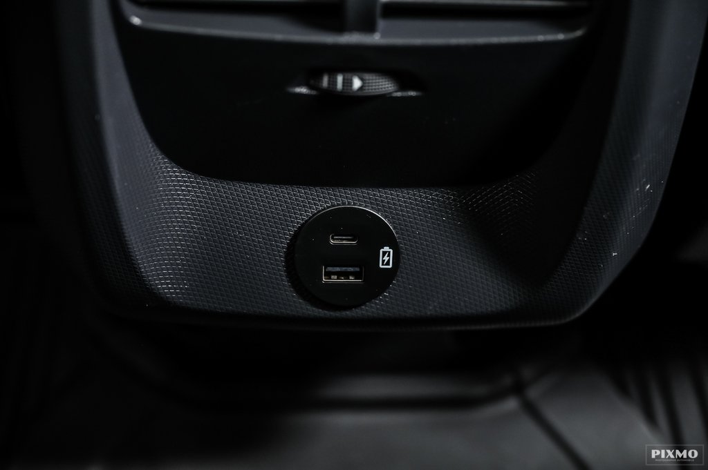 2021 Ford Mustang Mach-E in Brossard, Quebec - 30 - w1024h768px