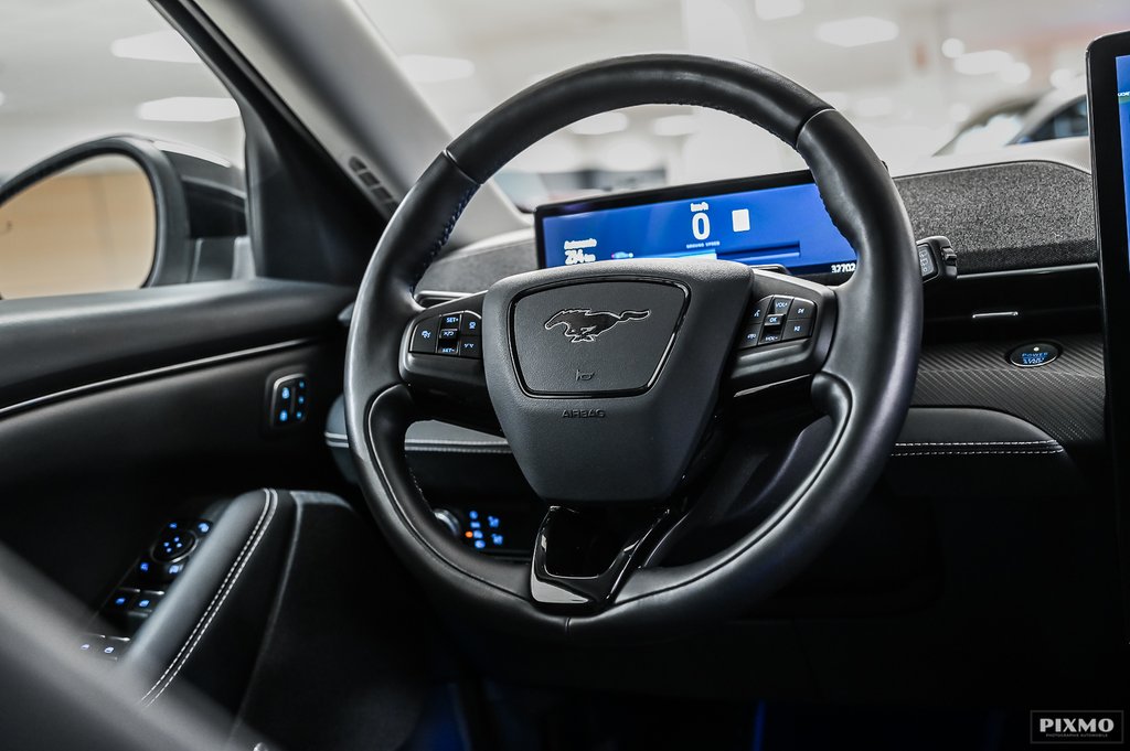 2021 Ford Mustang Mach-E in Brossard, Quebec - 32 - w1024h768px