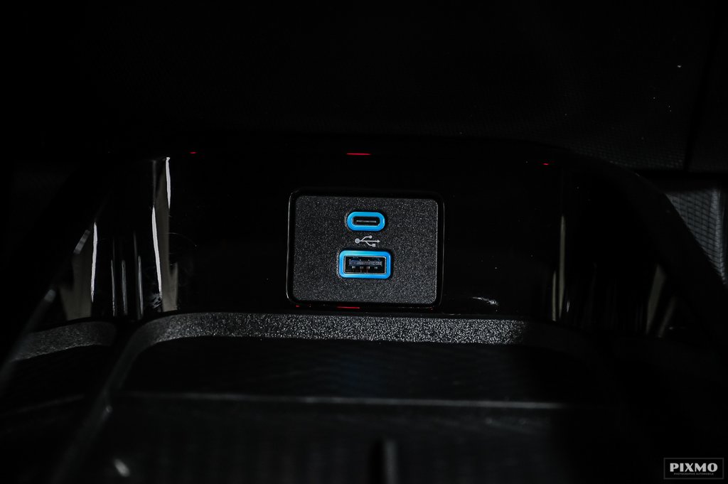 2021 Ford Mustang Mach-E in Brossard, Quebec - 33 - w1024h768px