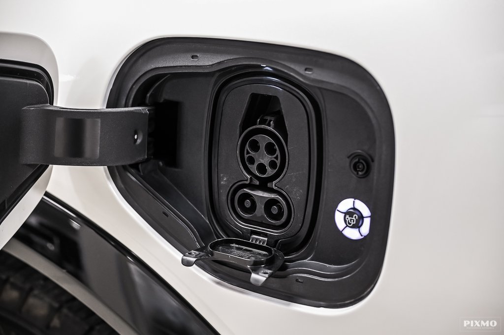 2021 Ford Mustang Mach-E in Brossard, Quebec - 16 - w1024h768px