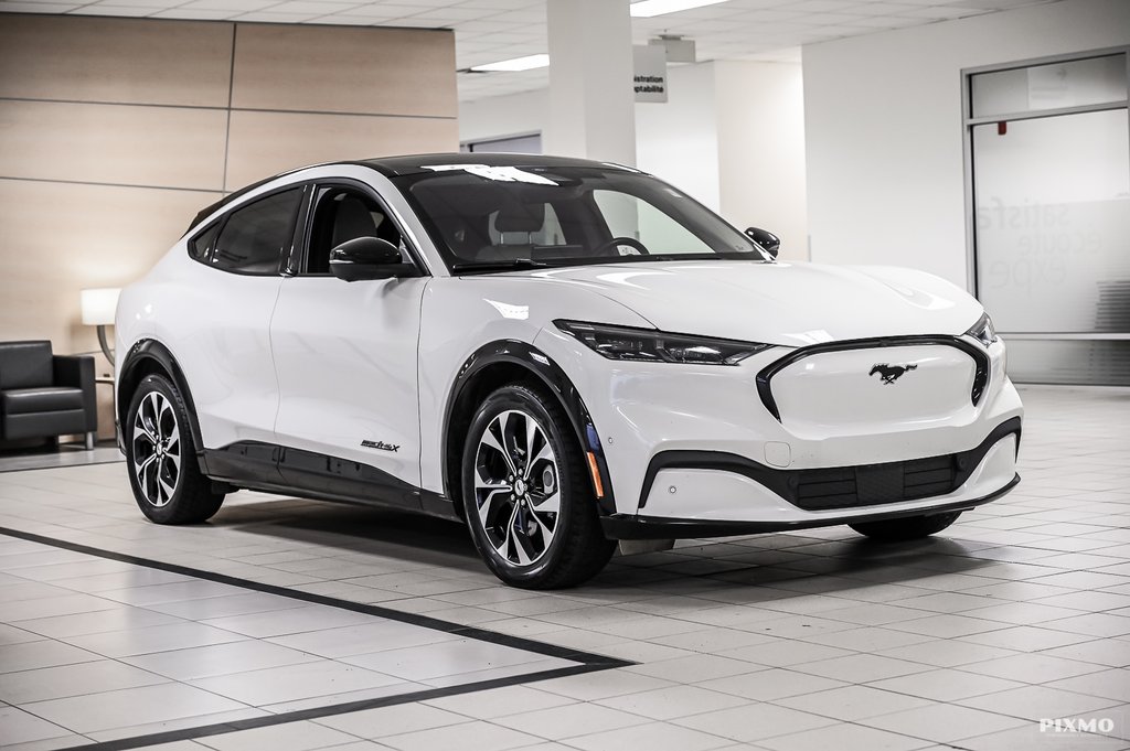 Ford Mustang Mach-E  2021 à Brossard, Québec - 4 - w1024h768px