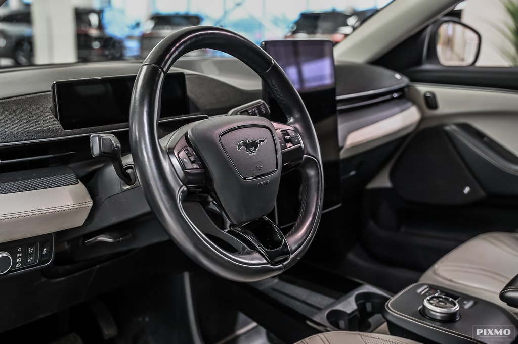 Ford Mustang Mach-E  2021 à Brossard, Québec - 17 - w1024h768px