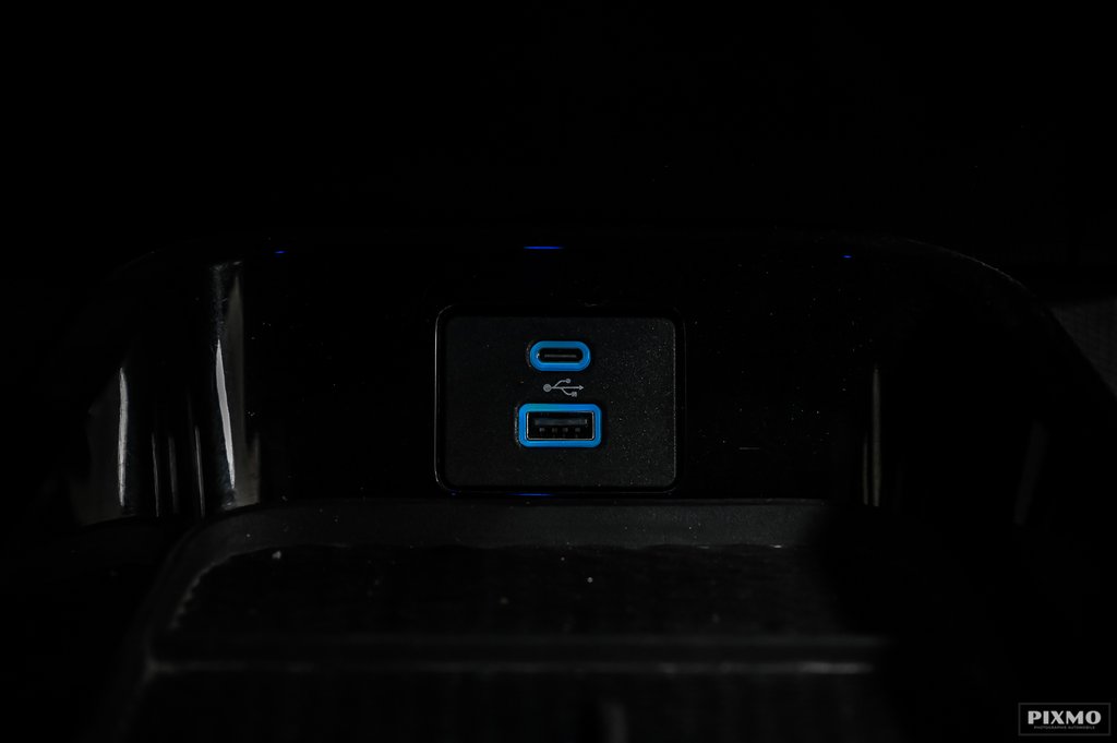 Ford Mustang Mach-E  2021 à Brossard, Québec - 29 - w1024h768px